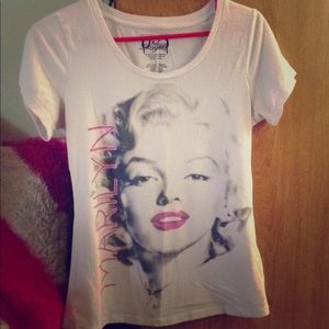 Marilyn Monroe tee shirt